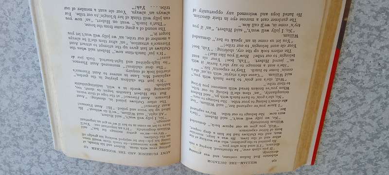 A Collection Of William Books - Richmal Crompton