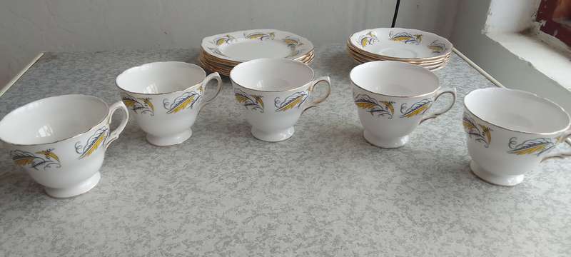 "Royal Malvern" Trio Sets With Cake Plate Bone China Made in England