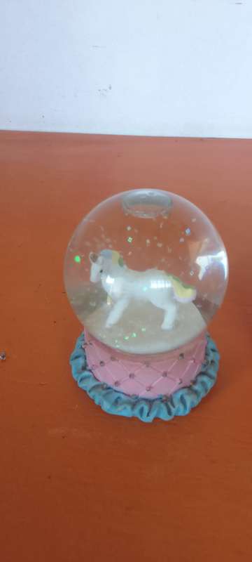 2 x SNOW Globes