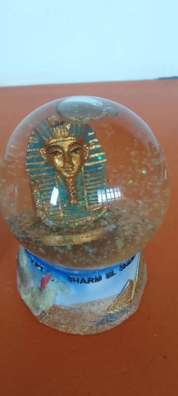 2 x SNOW Globes