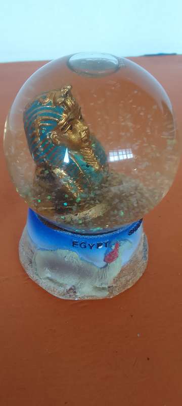 2 x SNOW Globes
