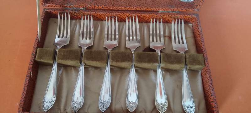 EPNS Made in England Fork Set In Box