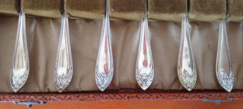 EPNS Made in England Fork Set In Box