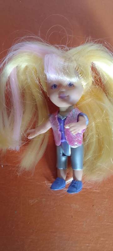 Collection Of Miss Party Surprise Party Doll Biz 1999