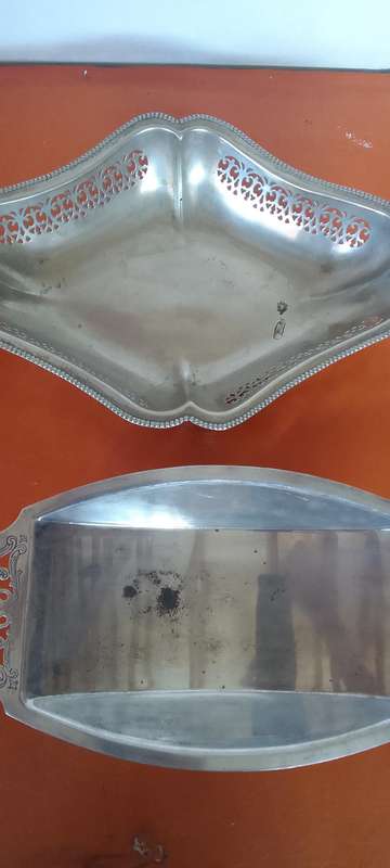 4 x Vintage Silver Plated Presentation Dishes