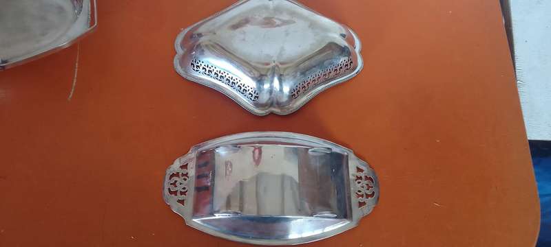 4 x Vintage Silver Plated Presentation Dishes