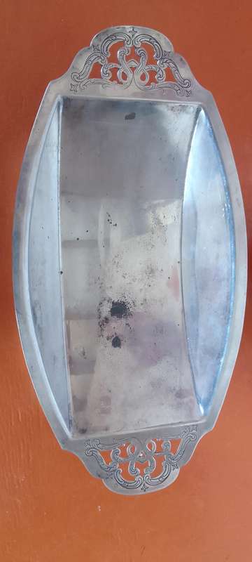 4 x Vintage Silver Plated Presentation Dishes