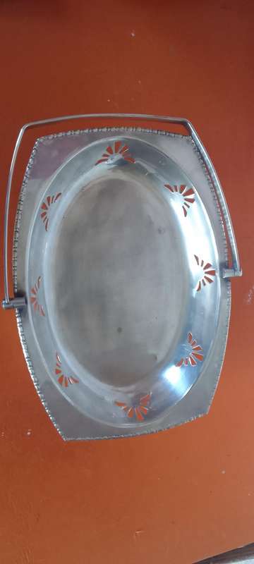 4 x Vintage Silver Plated Presentation Dishes