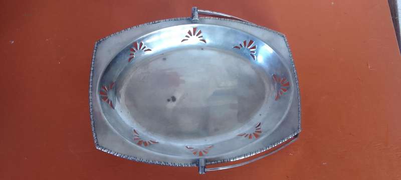 4 x Vintage Silver Plated Presentation Dishes