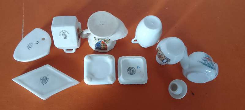 A Huge Collection Of Golden Oldies - Crested China
