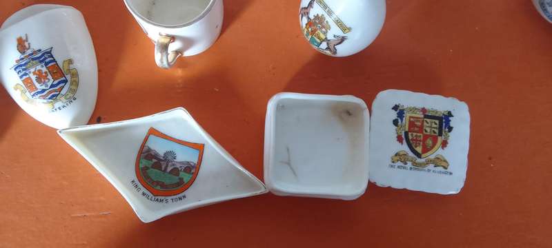 A Huge Collection Of Golden Oldies - Crested China