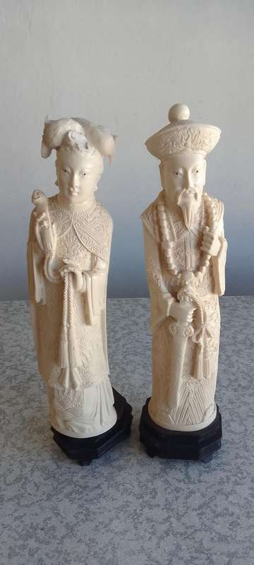 Chinese Carved   Figurines