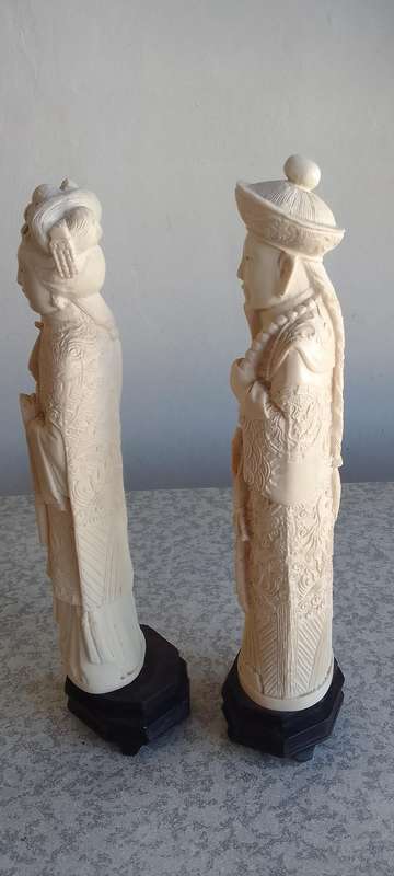 Chinese Carved   Figurines