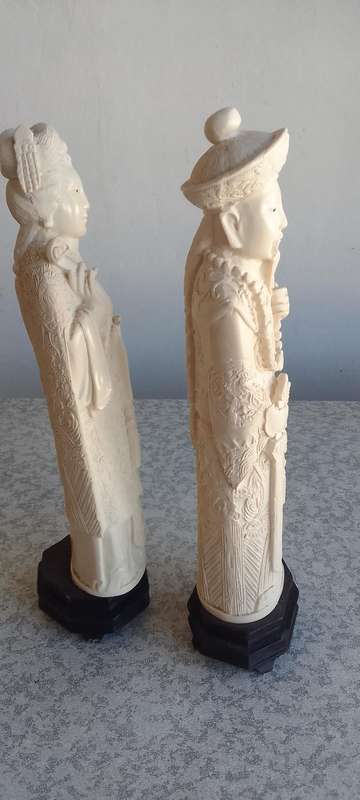 Chinese Carved   Figurines
