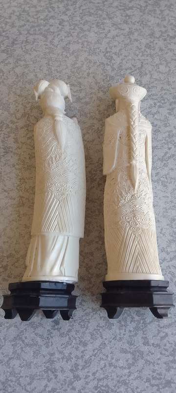 Chinese Carved   Figurines