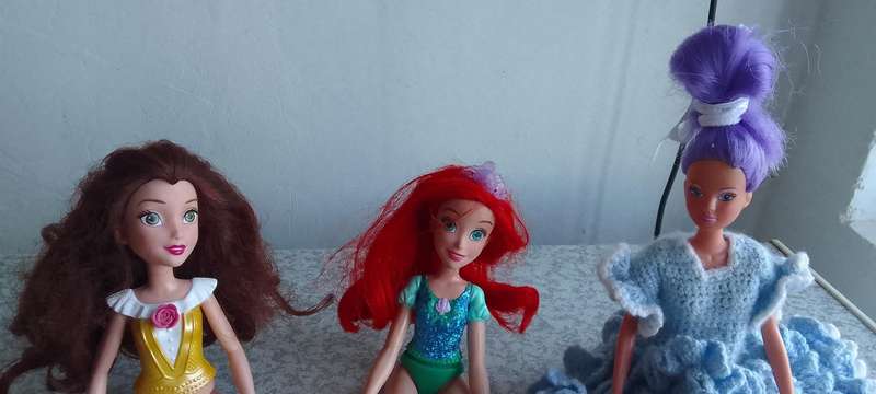 Collection Of Dolls - Barbie/Disney and More