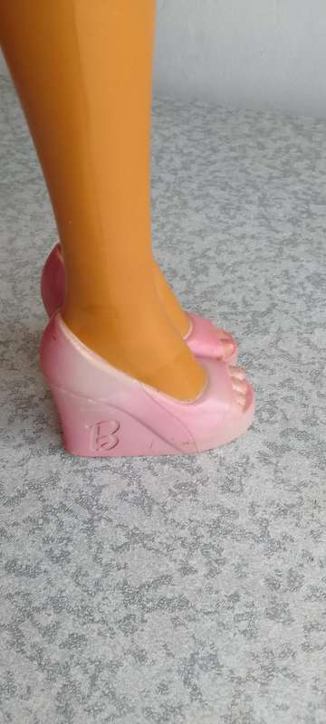 Mattel Barbie Best Fashion Friend 28" Doll (2013)