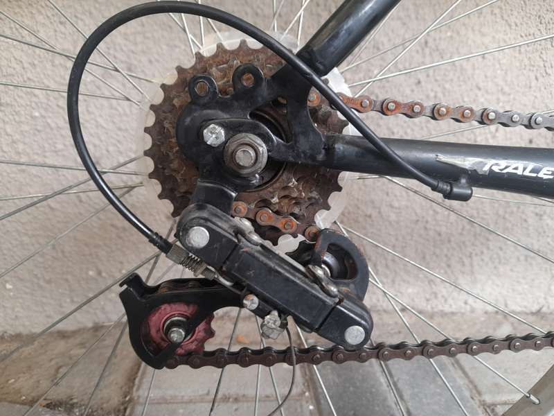 Raleigh 26 inch Mountain Bike