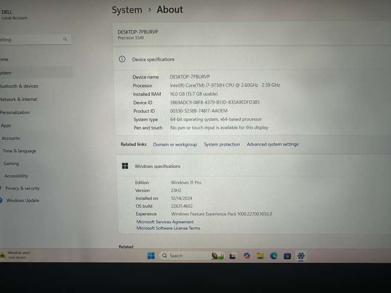 Dell Precision 5540 Mobile Workstation  Core i7-9750H /  / 16GB RAM / 512GB SSD / Quadro T1000