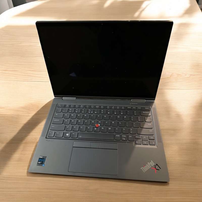 Lenovo ThinkPad X1 Yoga Gen 6 Notebook PC  Core i7-1165G7 / 14.0 WQUXGA Touch / 16GB RAM / 1TB SSD