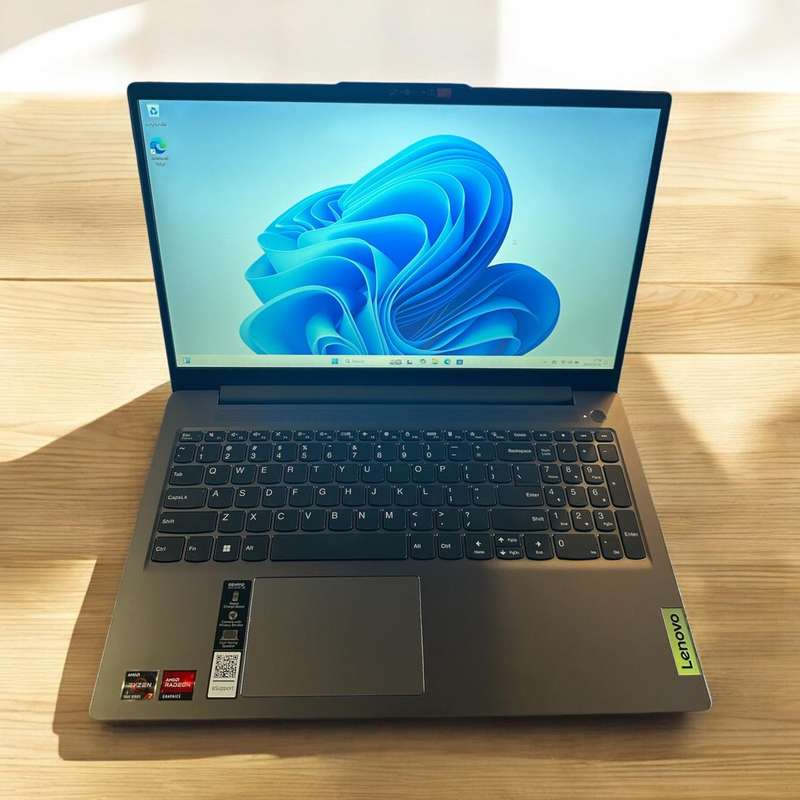 Lenovo Ideapad Slim 3 | Ryzen 7 4.5Ghz, 8GB Ram, 512GB SSD, FHD | As New Demo Monster