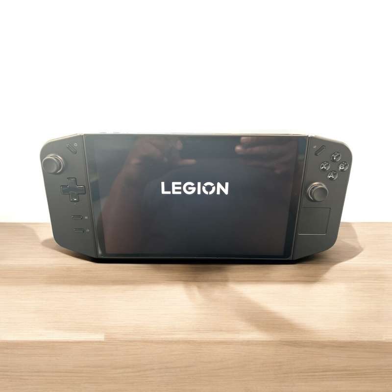 Lenovo Legion GO 8APU1 Gaming Console - AMD Ryzen Z1 Extreme 512GB SSD 16GB RAM
