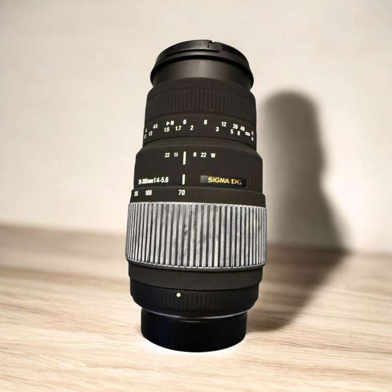 Nikon D5000 Camera with 3 Lenses and extras.