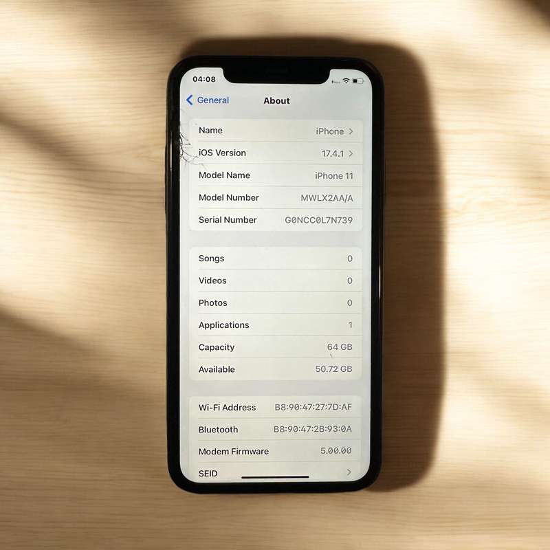 I PHONE 11 64GB 84% BATTERY  PLEASE READ