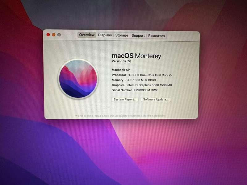 MACBOOK AIR 13 INCH 2017 CORE I5 8GB RAM 121GB SSD MINT LOW CYCLE COUNT