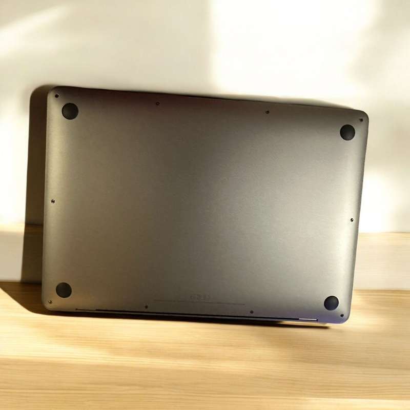 MACBOOK AIR  M1 CHIP 2020 8GB RAM 512GB SSD