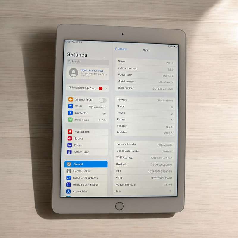 IPAD AIR 2 WIFI AND 4G 16GB MODEL A1567