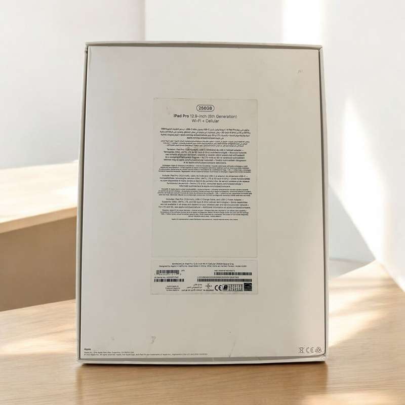 12.9-inch Apple iPad Pro 5th Gen M1 (256GB, Wifi & Cellular, Space Gray)