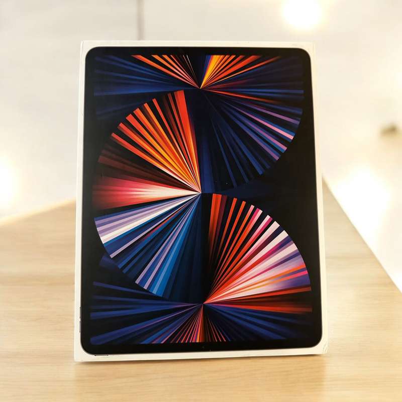12.9-inch Apple iPad Pro 5th Gen M1 (256GB, Wifi & Cellular, Space Gray)