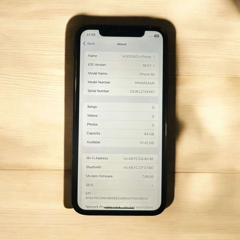 i PHONE XR 64GB MINT CONDITION  87% BATT HEALTH
