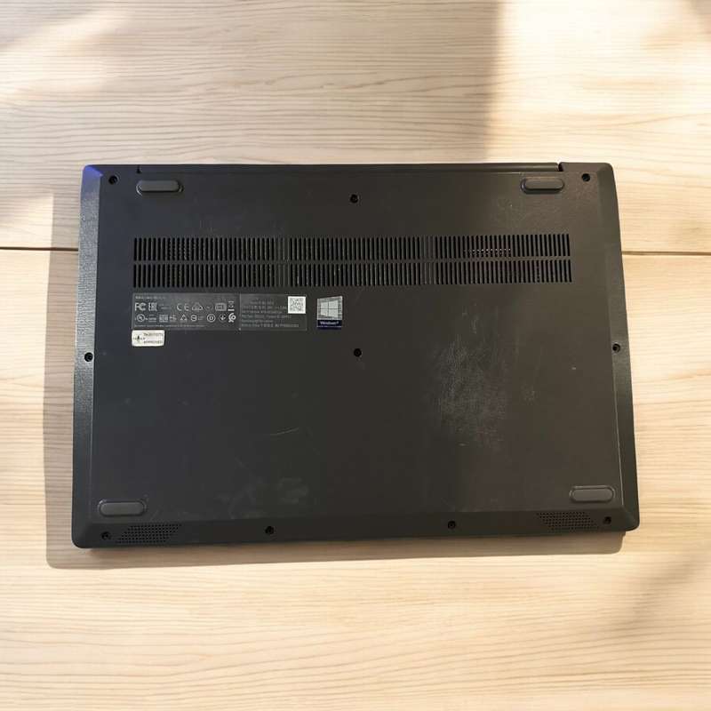LENOVO V15-IIL CORE I5 10TH GEN 12GB RAM 250GB NVME SSD FHD DISPLAY PLEASE READ