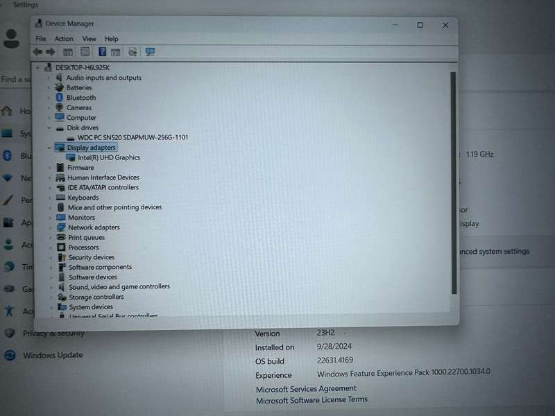 LENOVO V15-IIL CORE I5 10TH GEN 12GB RAM 250GB NVME SSD FHD DISPLAY PLEASE READ