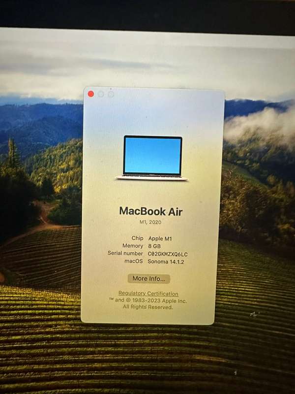 MACBOOK AIR  M1 CHIP 2020 8GB RAM 251GB SSD