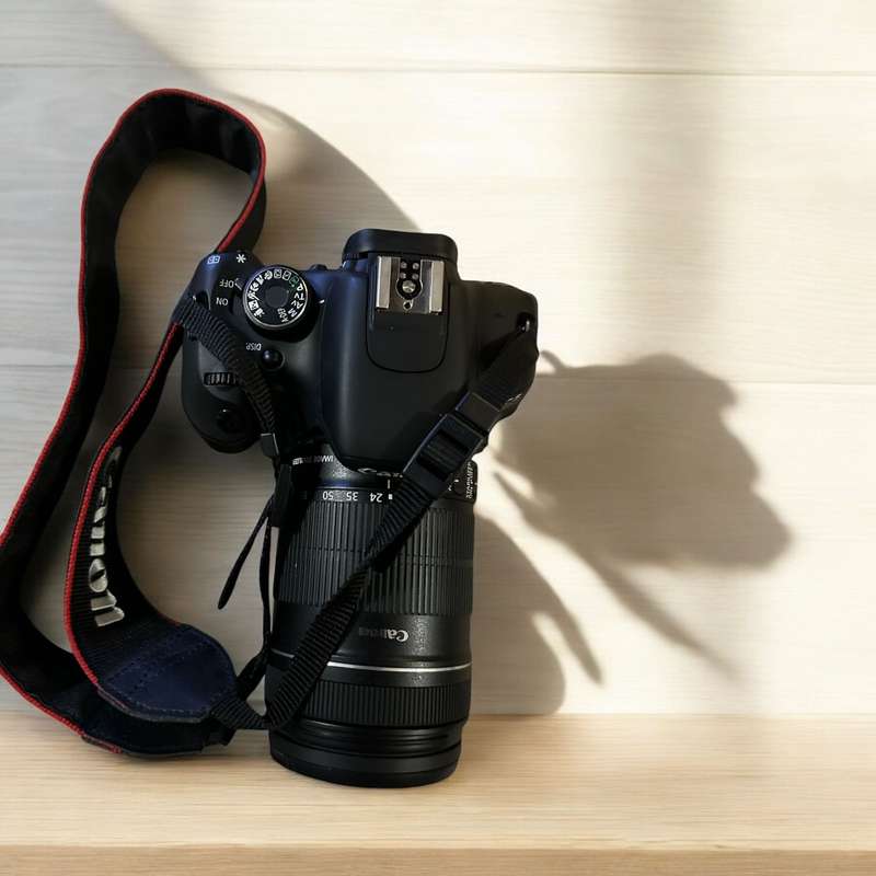 Canon 600d wioth 18-135mm Lense Mint Condition with  Extras