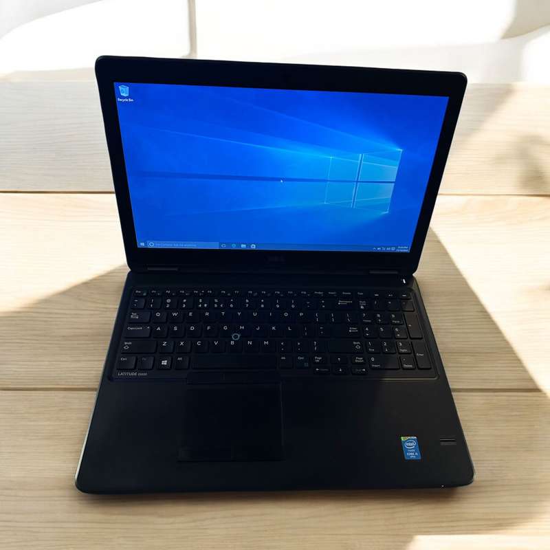 Dell Latitude E5550, ,Intel i5-5300U@2.3GHz, 4GB RAM, 500GB hdd,