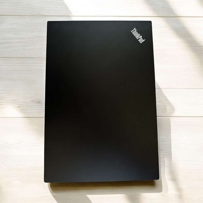 Lenovo Thinkpad E590, 8th Gen Intel i5-8265U@1.8GHz, 8GB RAM, 256GB NVMe SSD, 15` FHD Display,