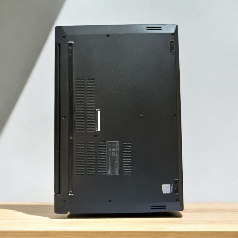 Lenovo Thinkpad E590, 8th Gen Intel i5-8265U@1.8GHz, 8GB RAM, 256GB NVMe SSD, 15` FHD Display,