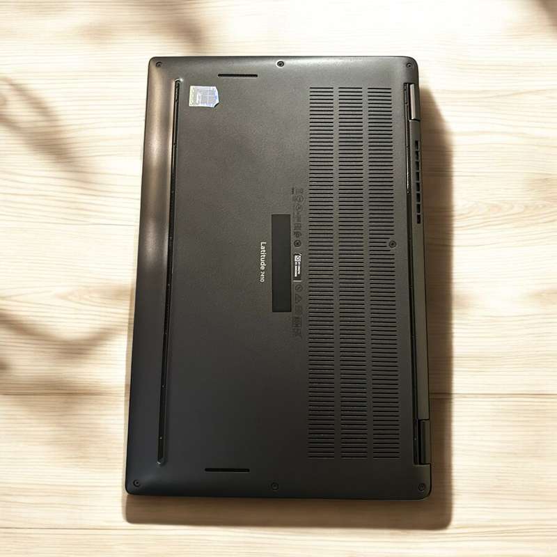 Dell Latitude 7410 i7 10610U / 16 GB Ram / 512GB SSD / 14 FHD Display