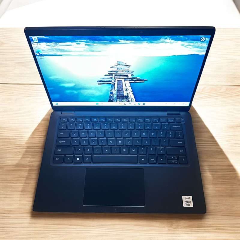 Dell Latitude 7410 i7 10610U / 16 GB Ram / 512GB SSD / 14 FHD Display