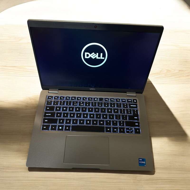 Dell Latitude 5420, 11th Gen i5 Intel Xe Graphics ,LTE  8GB RAM, 256GB NVMe SSD, FHD Display, Win11