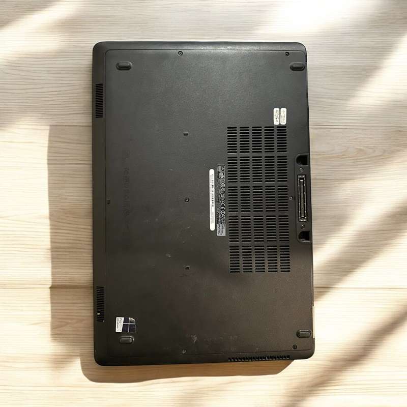 Dell Latitude E5550, ,Intel i5-5300U@2.3GHz, 4GB RAM, 500GB hdd,