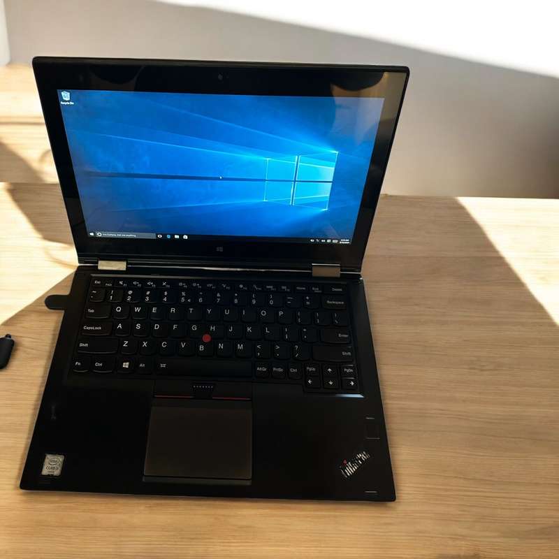 ThinkPad Yoga 260 12.5` FHD Touchscreen Convertible  6th Gen i5, 8GB RAM, 240GB SSD Please Read