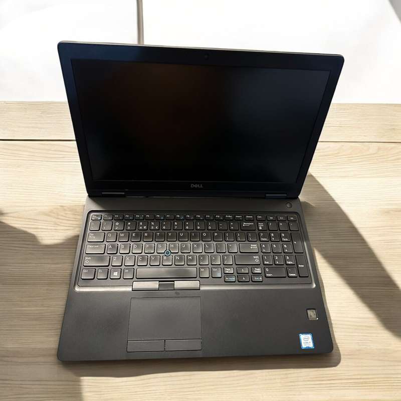 Dell Latitude 5590 | 8th Gen i5, 16GB RAM, 512GB SSD, FHD | Monster Specs
