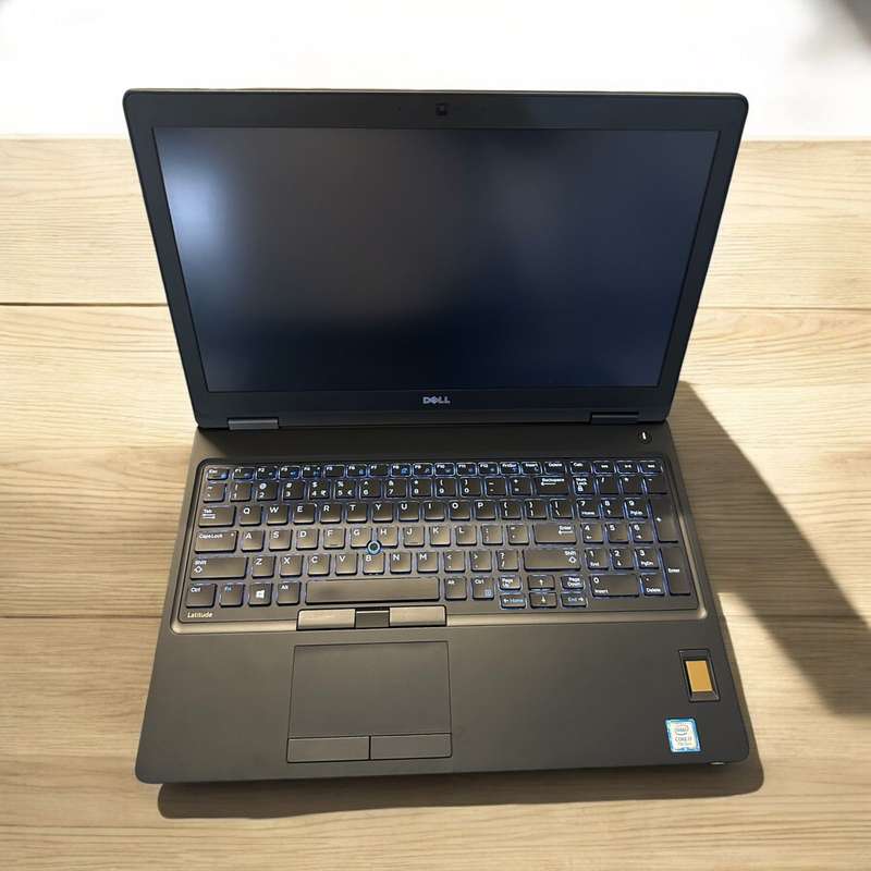 Dell Latitude 5580 Core i7 7th gen, 8GB RAM, 256GB m.2 SSD, 15.6` FHD Display, LTE