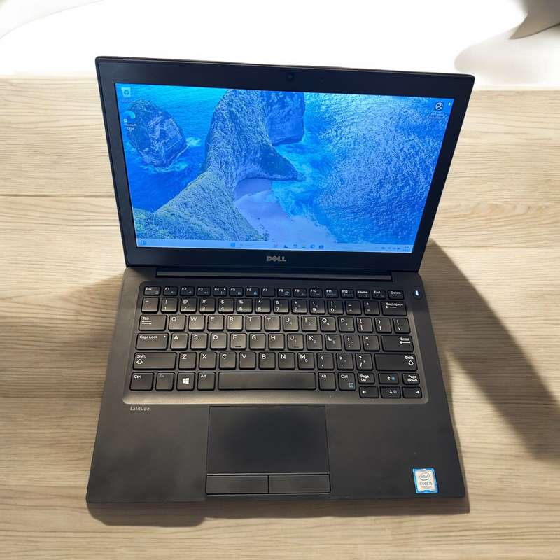 Dell Latitude 7280, 12.5` FHD  Display LTE , i5-7200U@2.5GHz, 8GB RAM, 512GB m.2 SSD New Battery