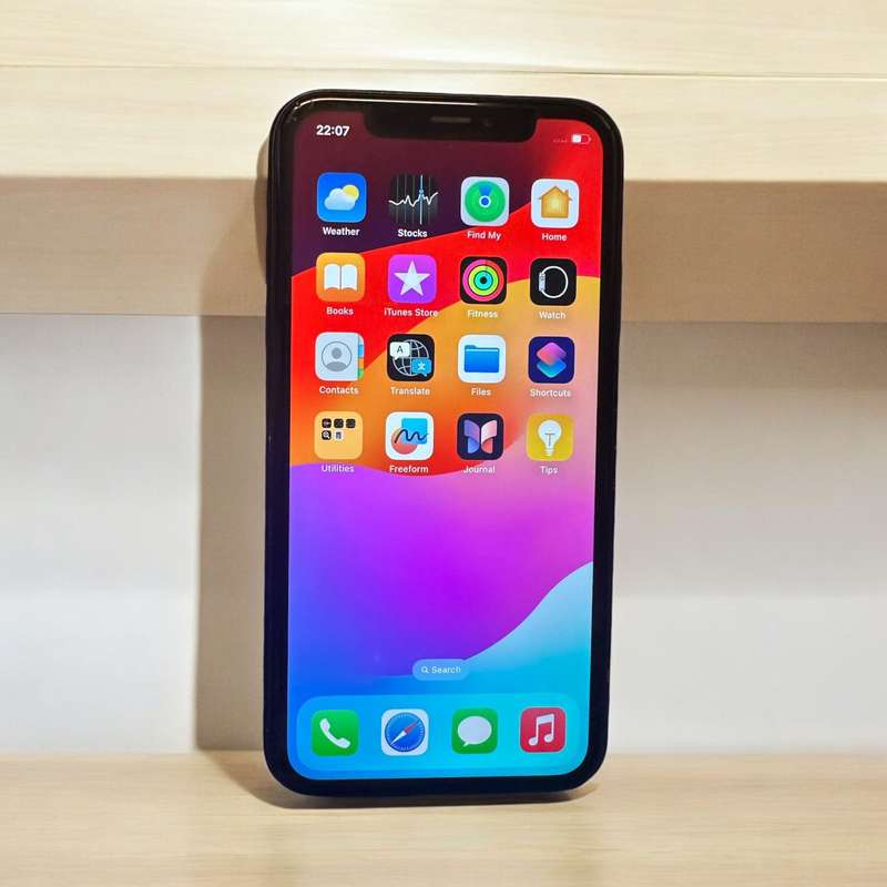 i PHONE XR 64GB   80% BATT HEALTH